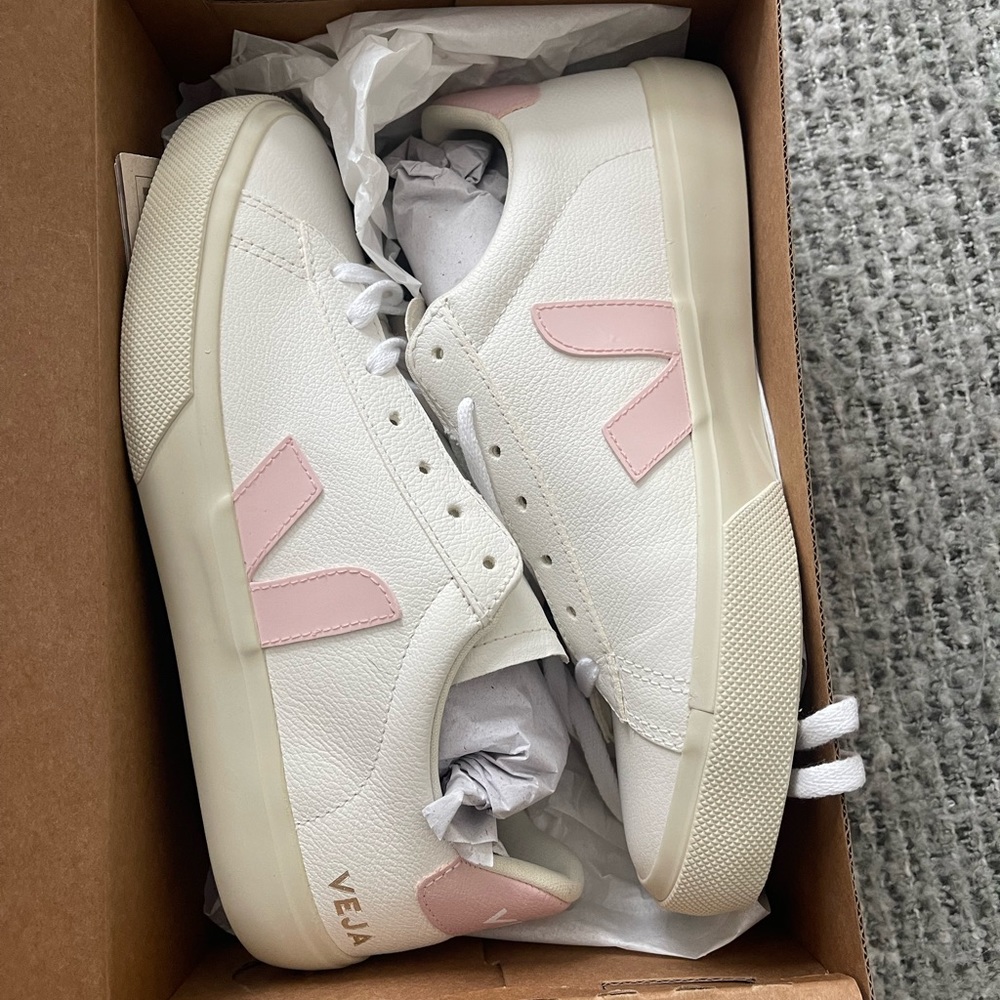 COPY - Veja women’s shoes size 40